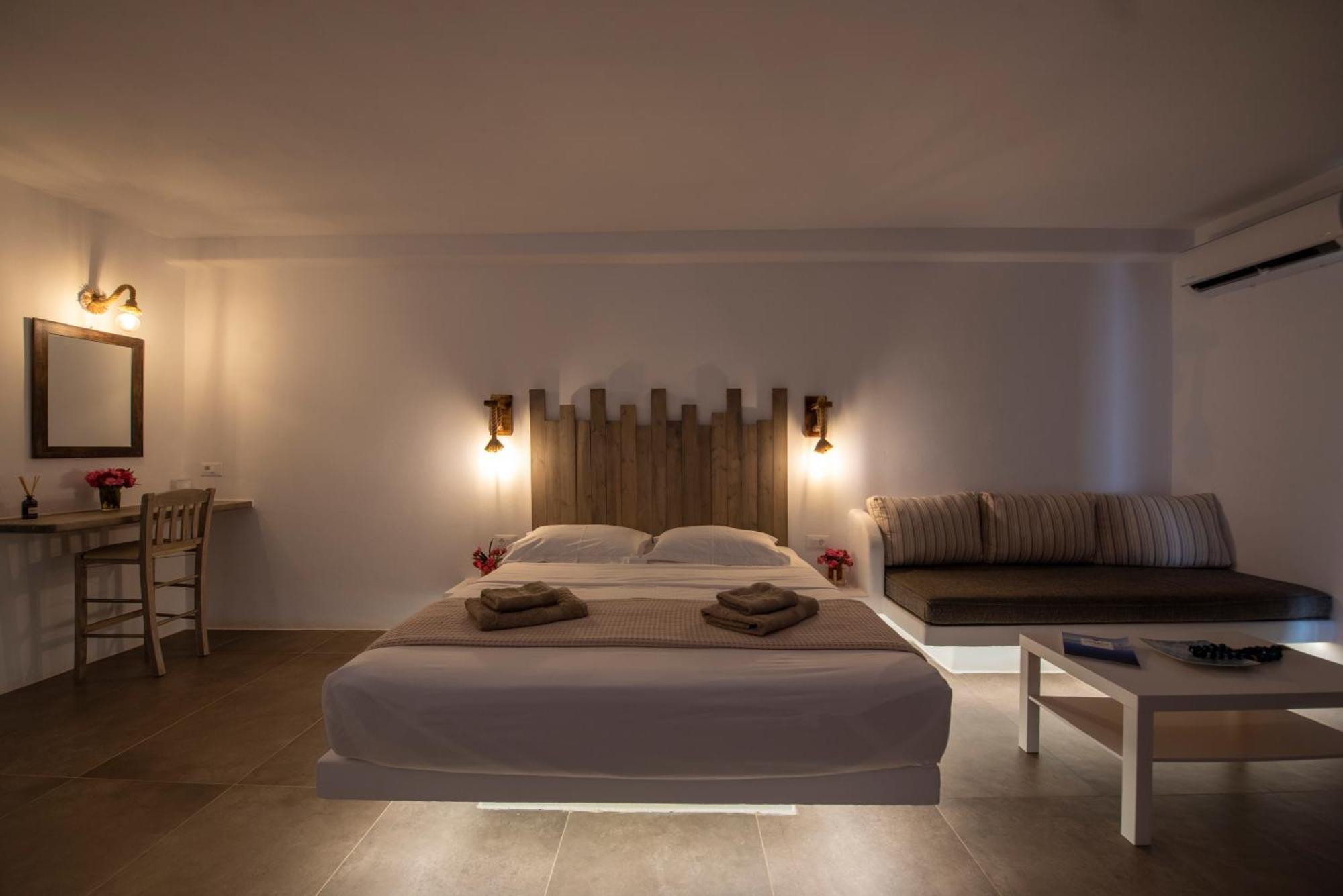 Myrsini'S Luxury Suites Merchia Mykonos Town Eksteriør billede